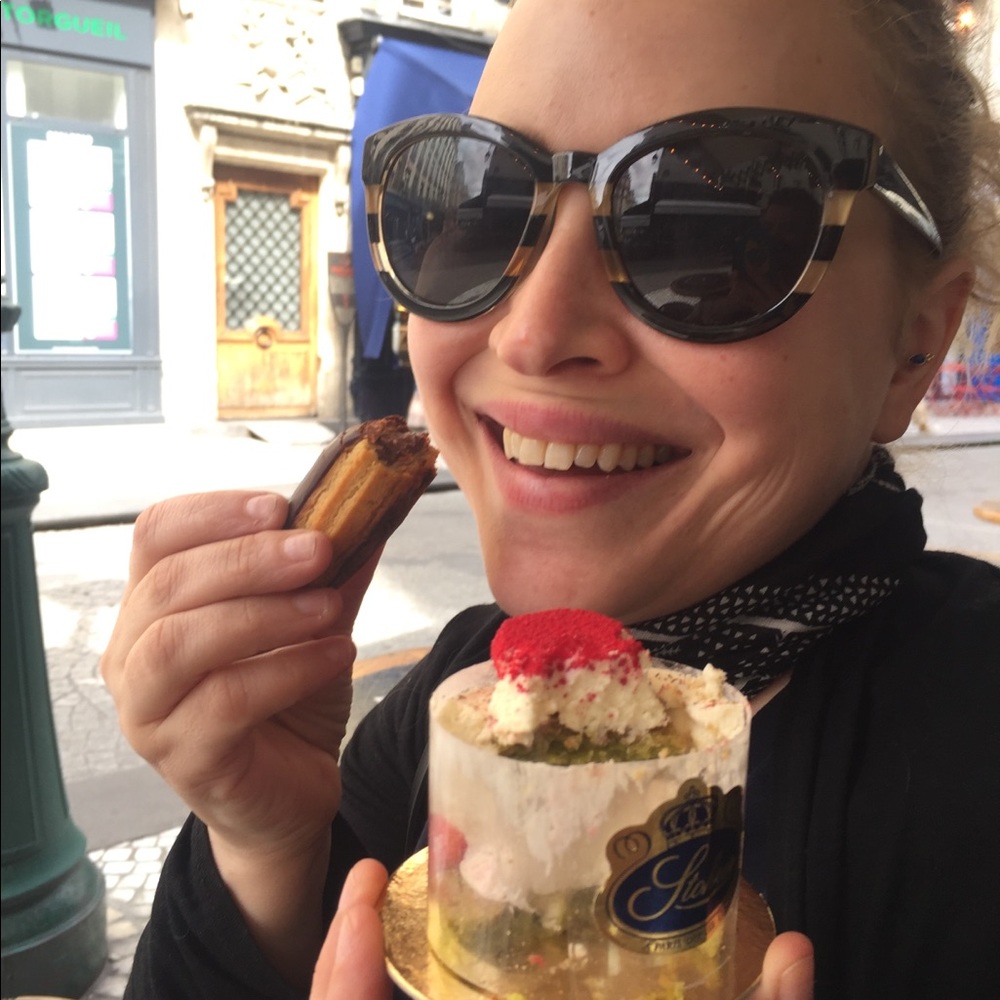 Meet your Posher, Halli